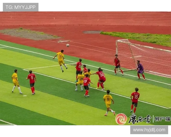 绿茵争锋热血交织见证球场荣耀与青春激情燃烧时刻