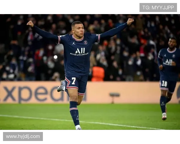 基利安姆巴佩引领新时代足坛风潮展现年轻力量与冠军雄心 基利安姆巴佩引领新时代足坛风潮展现年轻力量与冠军雄心