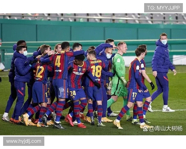 全球顶级赛事激荡绿茵赛场巅峰对决全面升级引爆观众激情四射震撼全场