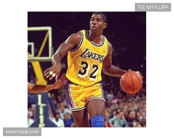 从球场传奇到时代偶像篮球巨星成长全景解析与精神风貌展现全方位