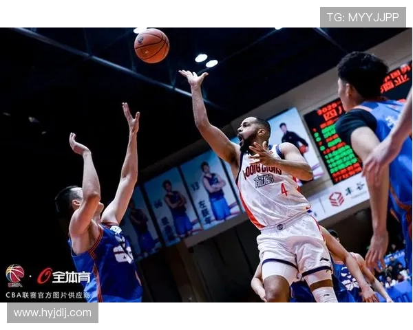 广州篮球队节奏变革引发热议球迷期待新战术带来精彩表现